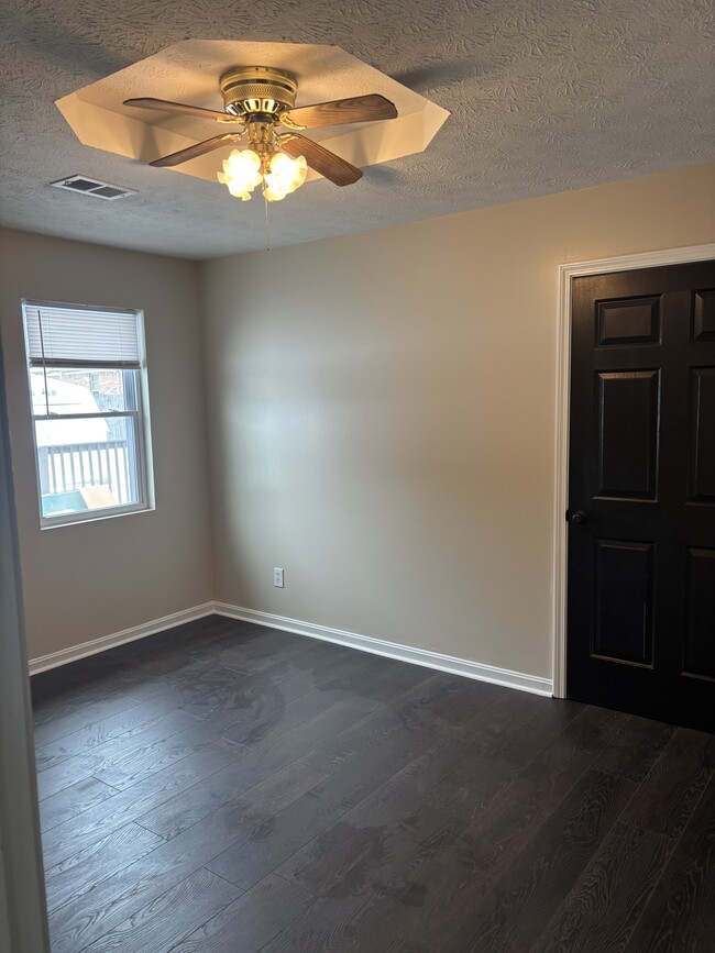 Building Photo - 203 Cypress St