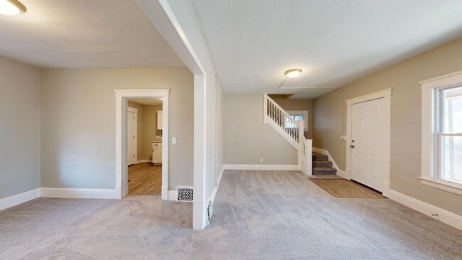 Building Photo - LEASE TO OWN your home! - 3 Bed / 1 Bath i...