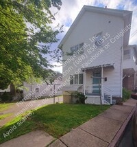 Building Photo - 262 Gilligan St