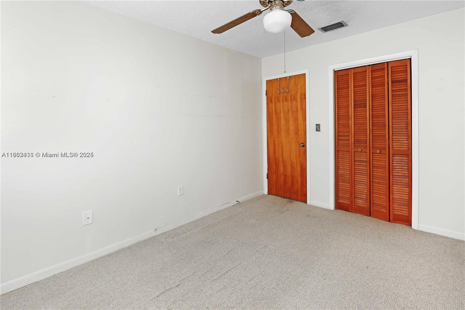 Building Photo - 2500 SW 113th Ct