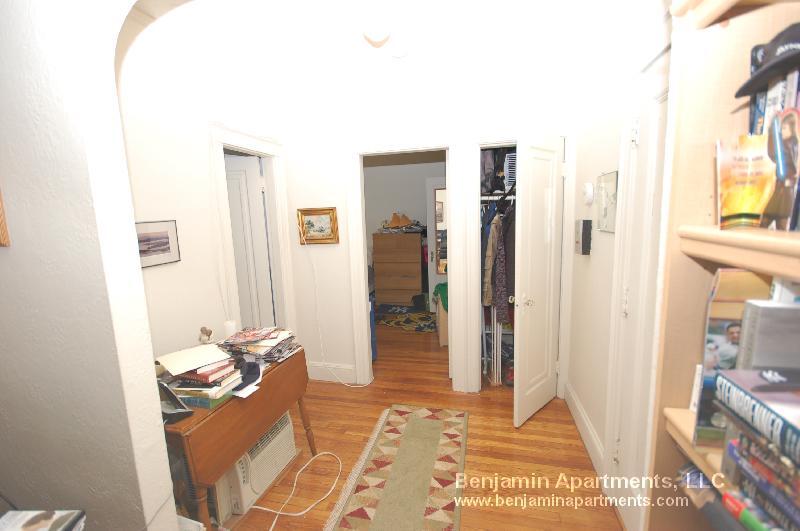 Building Photo - 2045 Commonwealth Ave