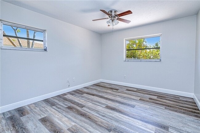 Building Photo - 1308 SE 25th Ln