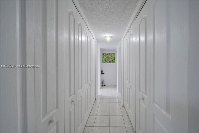 Building Photo - 14140 SW 84th St