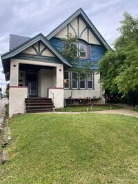 Building Photo - 1818 E Kenwood Blvd