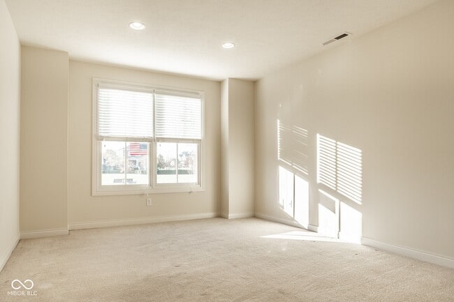 Building Photo - 2616 Alcott St