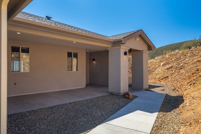 Building Photo - 15689 E Orch Vw Rd