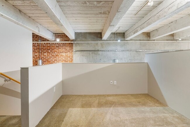 Building Photo - Historic Chown Pella Lofts - east facing studio w/parking/most utilities/rooftop deck
