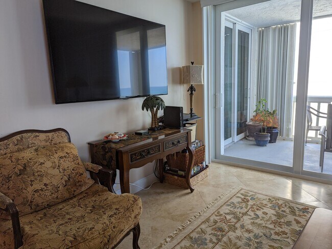 Building Photo - 3570 S Ocean Blvd