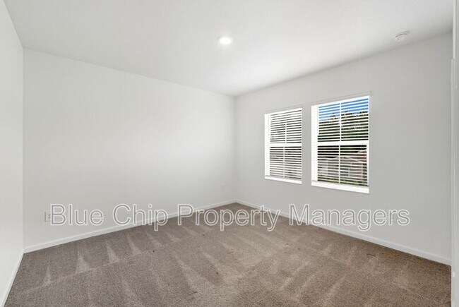 Building Photo - 2066 Shaggy Fisher Dr