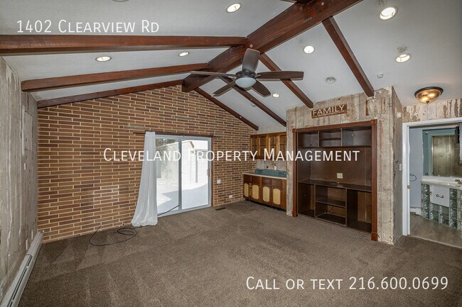 Building Photo - 1402 Clearview Rd