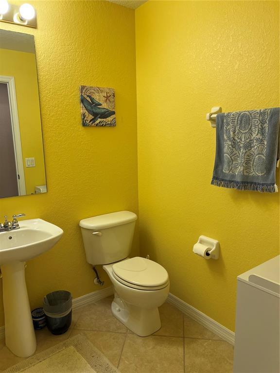 Building Photo - 1188 N Tamiami Trl