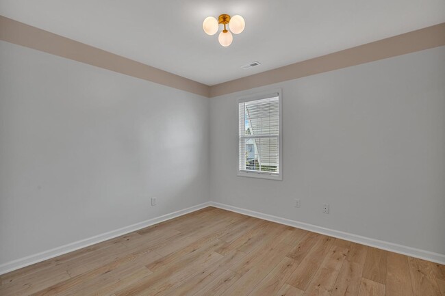 Building Photo - Surf City Home for Rent!
