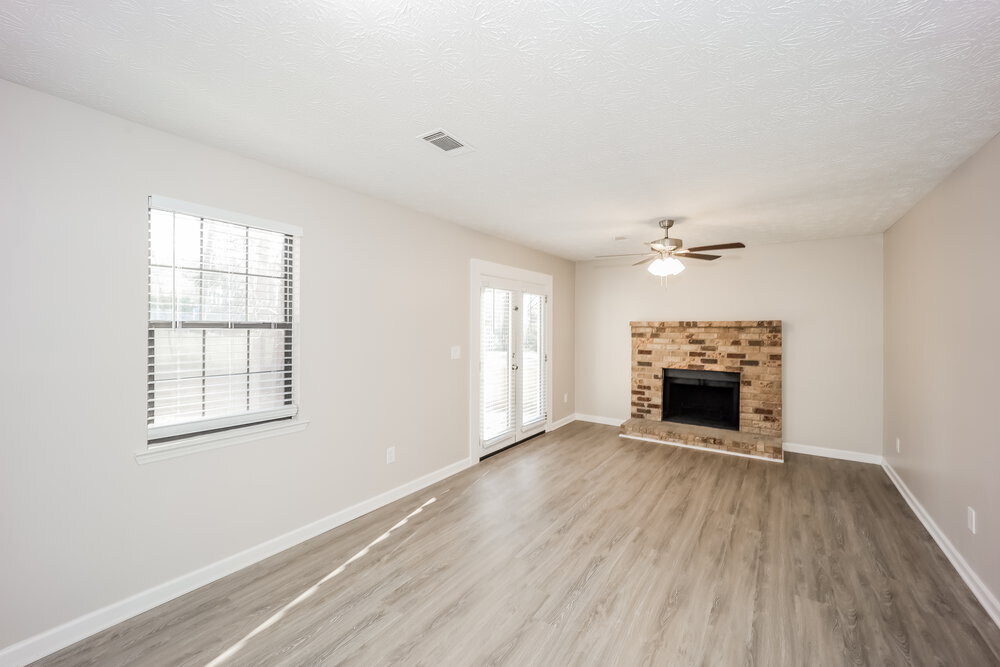 Building Photo - 1037 Lombardy Way