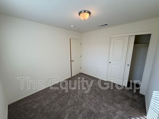 Building Photo - 2134 E Delta Ct