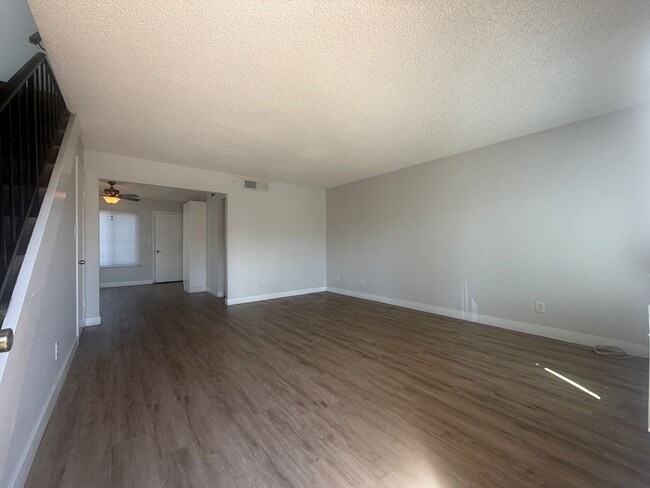 Building Photo - ***JUSTED REDUCED!!!*** Two-bedroom, one-and-a-half-bath townhouse in North Las Vegas.