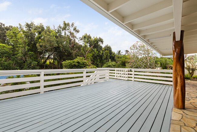 Building Photo - 1007 Maunawili Rd