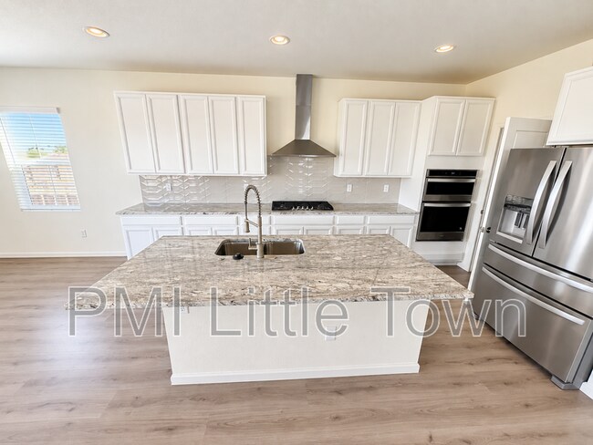 Building Photo - 132 N Patsburg St