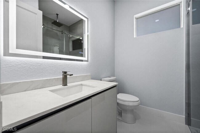 Building Photo - 3990 27th Ave NE