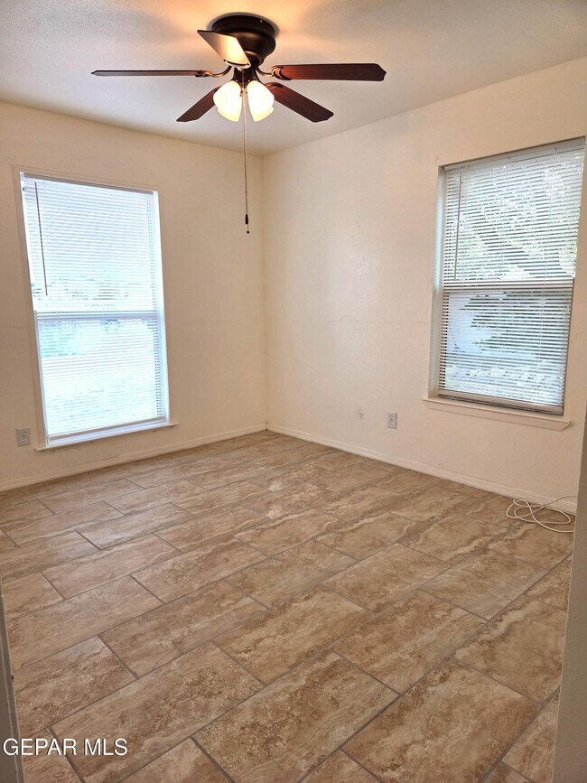 Building Photo - 15341 Werling Ct