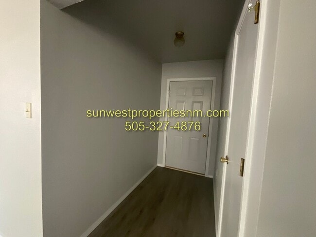 Building Photo - 3 Bedroom, 2 Bath Home in the Country