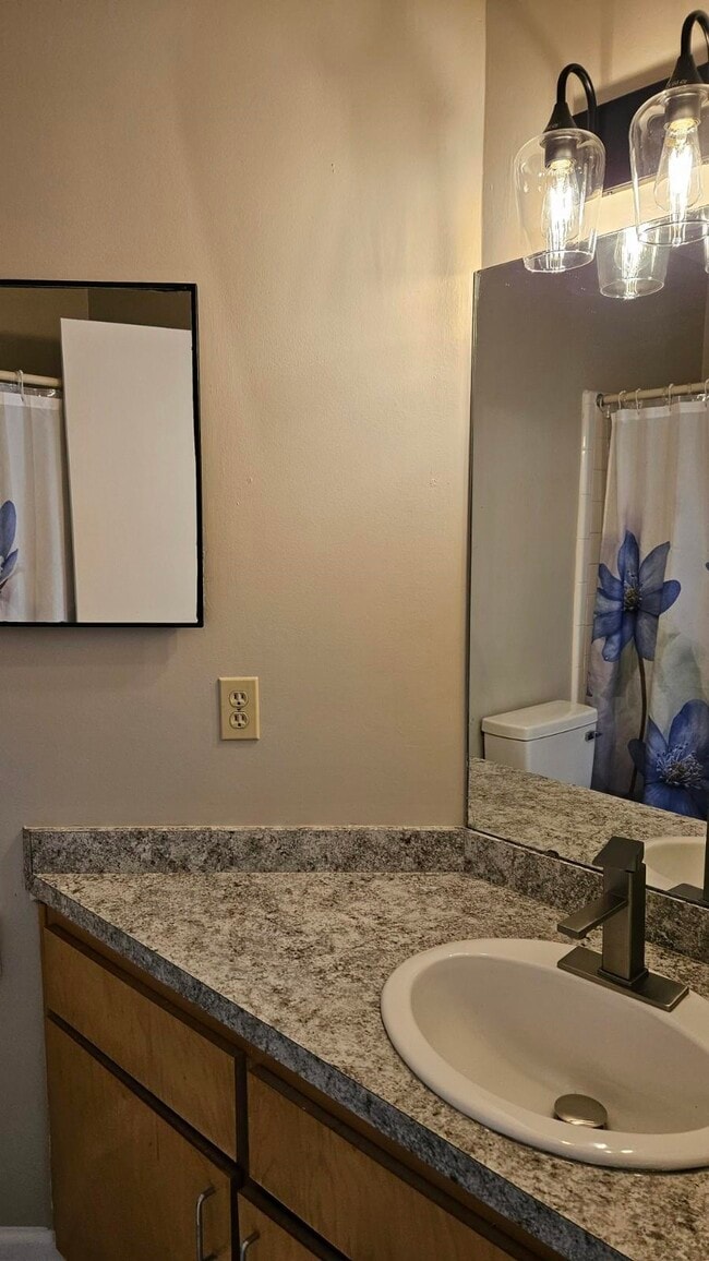 Building Photo - 1998 Nicklaus Dr