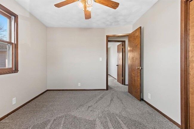 Building Photo - 1730 S Madison St