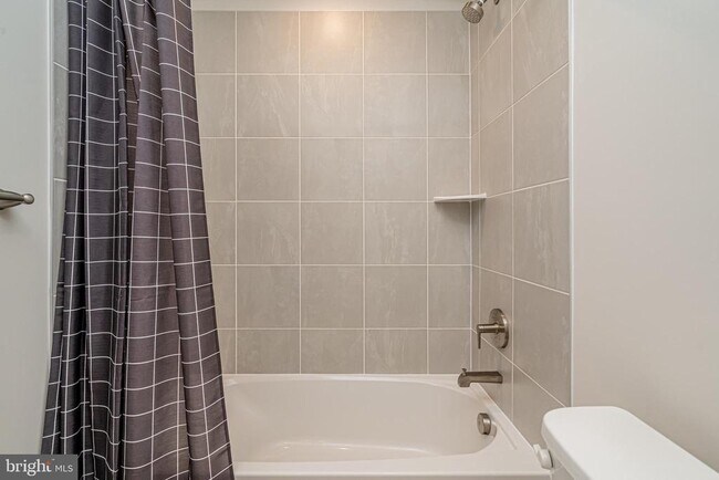 Building Photo - 3929 Small Roundtop Rd