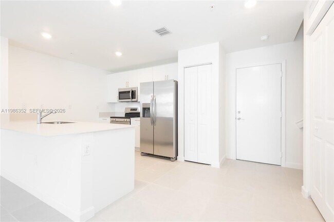 Building Photo - 12476 SW 248th St