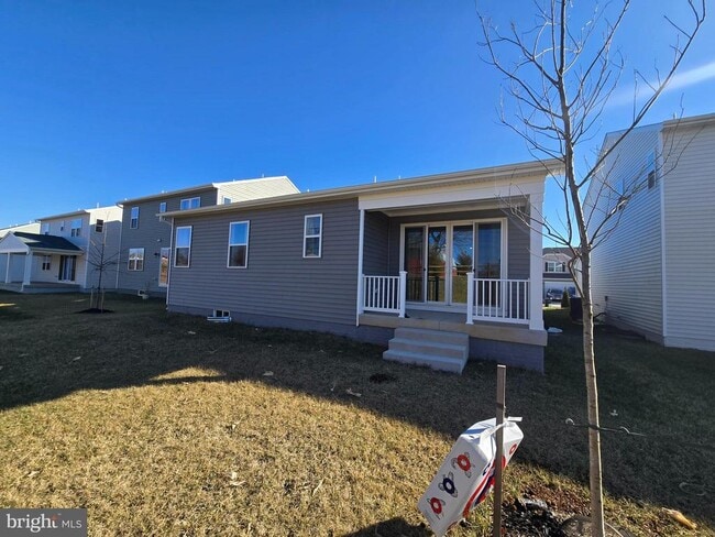 Building Photo - 609 Clover Ln