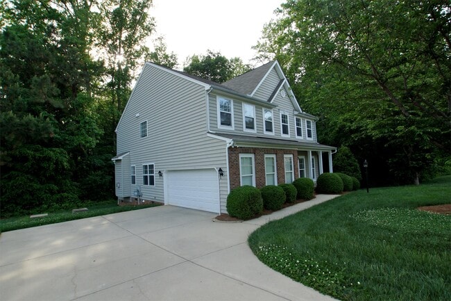 Building Photo - 3204 Orchestra Ct