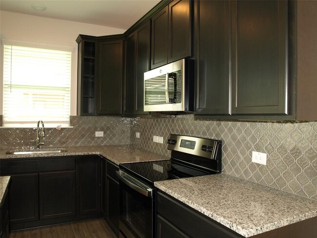 Building Photo - 4140 Aransas Dr