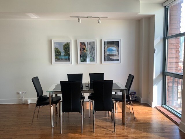 Building Photo - 165 N Canal St