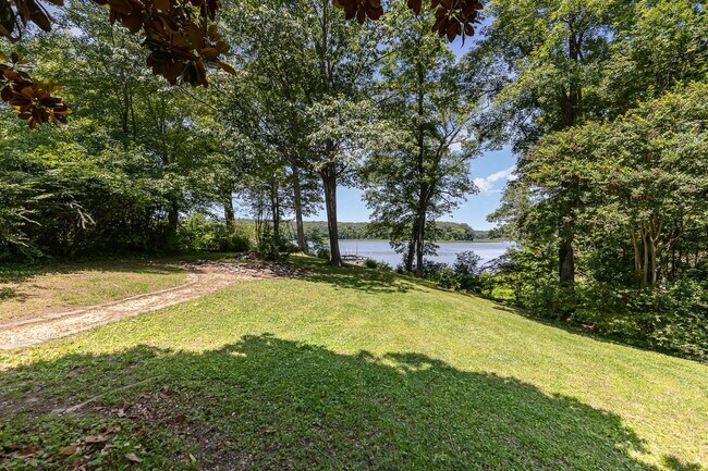 Building Photo - WATERFRONT RENTAL PROPERTY