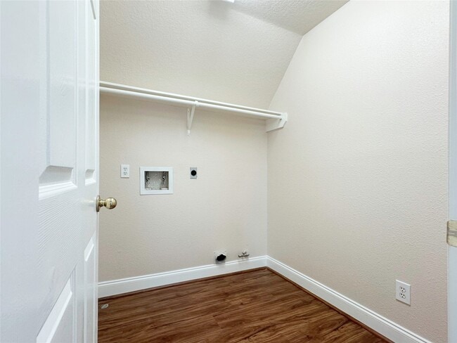 Building Photo - 20603 Apache Lake Dr