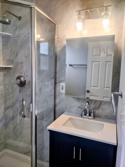 Building Photo - 110 Franklin St