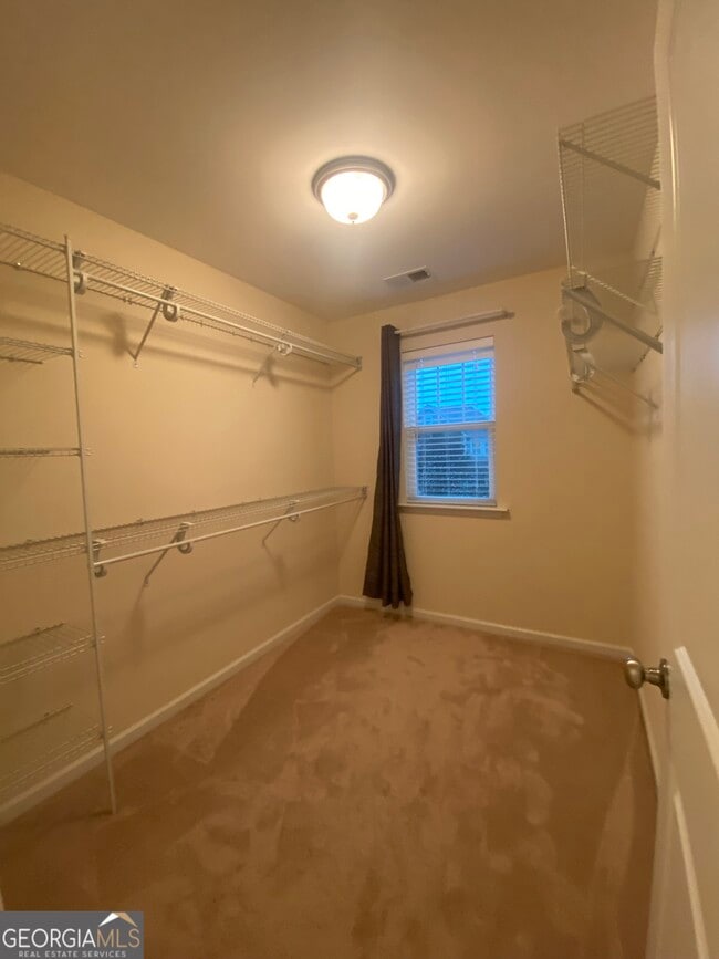Building Photo - 116 Winslow Cir