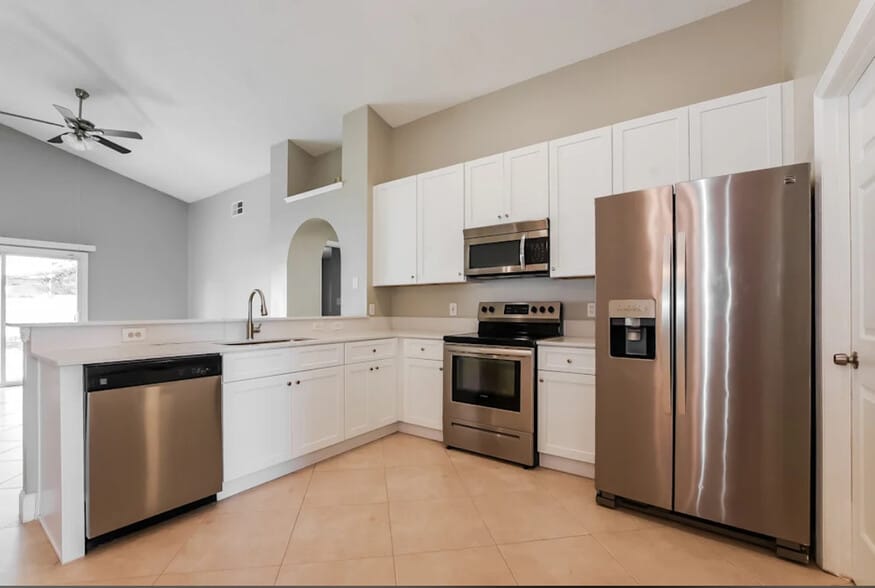Building Photo - 11855 Hatcher Cir