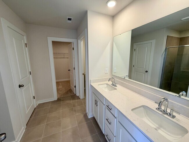 Building Photo - Brand New 4BR/3BA Home in Blue Sky Meadows