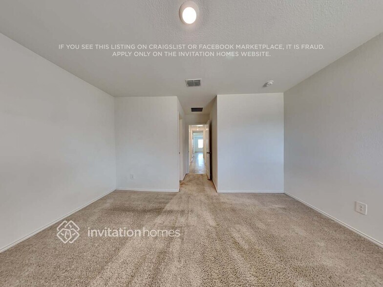 Building Photo - 3203 Crestone Dr