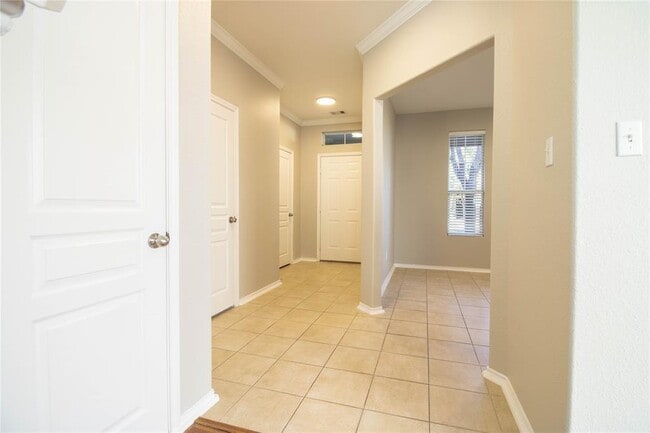 Building Photo - 16727 Libson Falls Dr