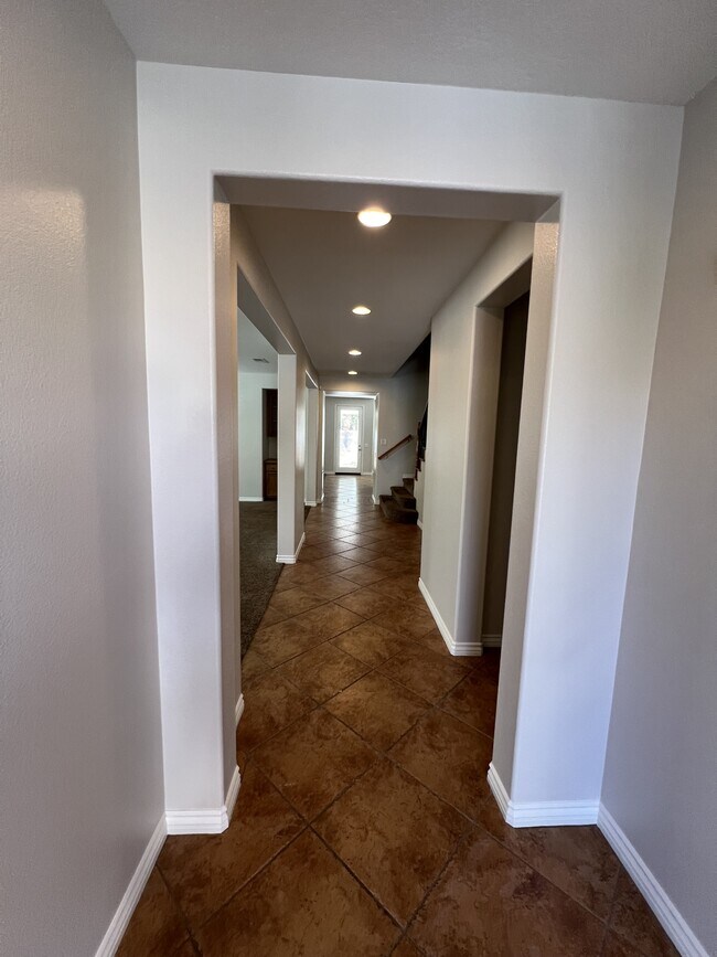 Building Photo - 28839 Chatham Ln