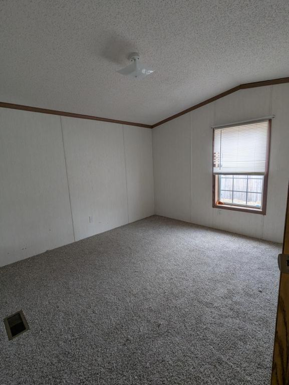 Building Photo - 611 W Matthews St