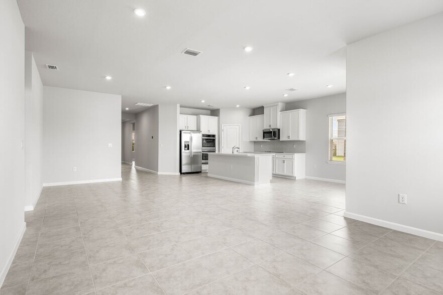 Building Photo - 35572 Quartz Lk Dr
