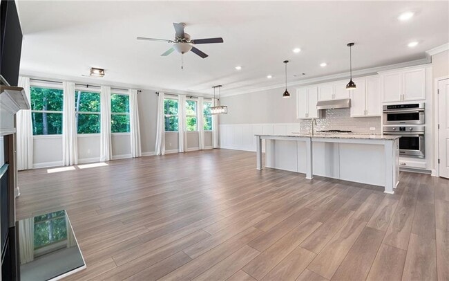 Building Photo - 5745 Pickens Garden Ln