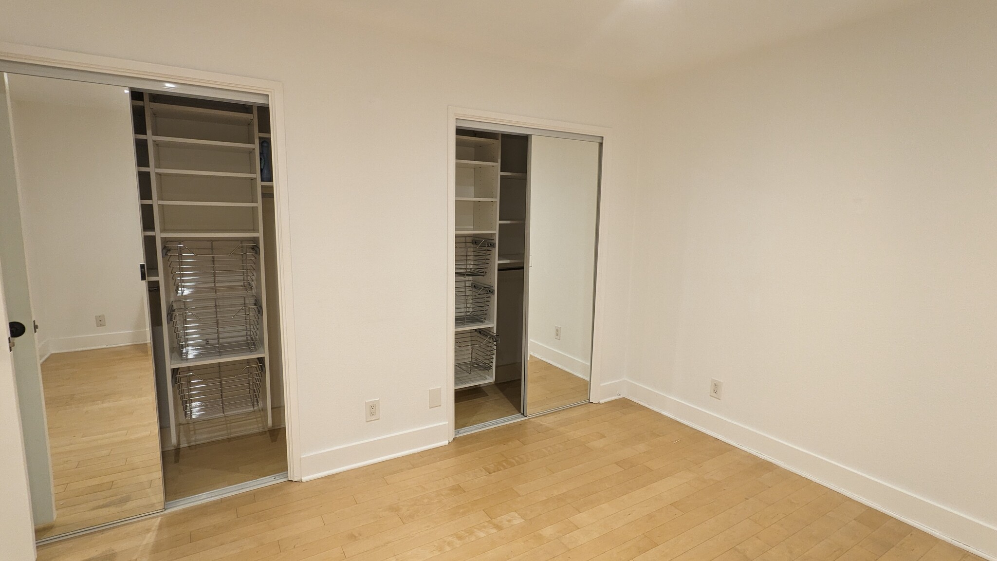 Smart closet system. - 3131 S Canfield Ave