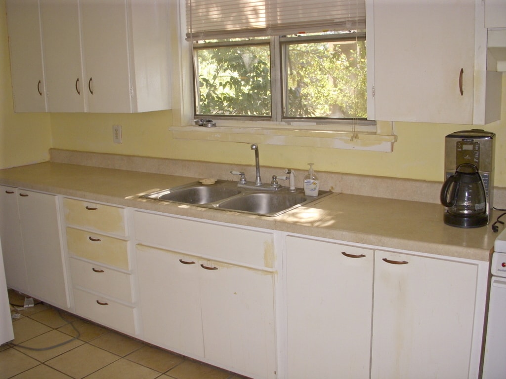 Building Photo - 305 S Magnolia St