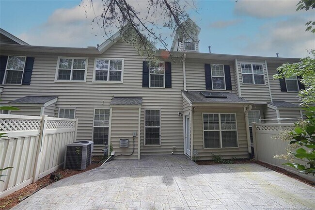 Building Photo - 9506 Dellbrook Ct
