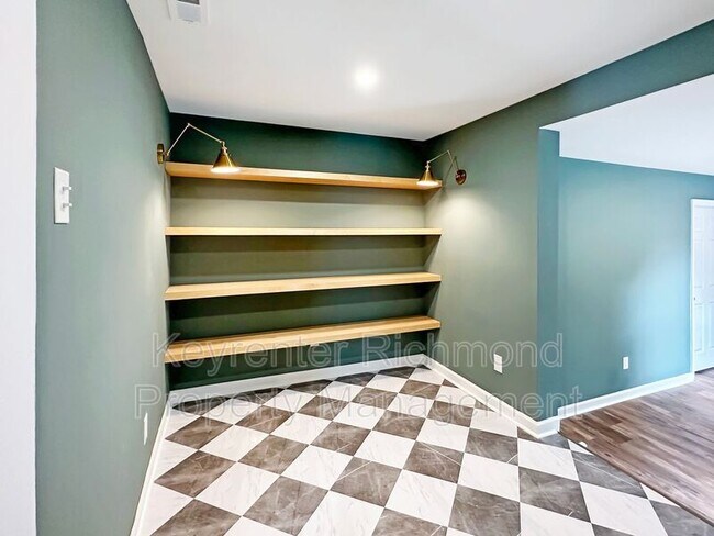 Building Photo - 7409 Landsworth Ave