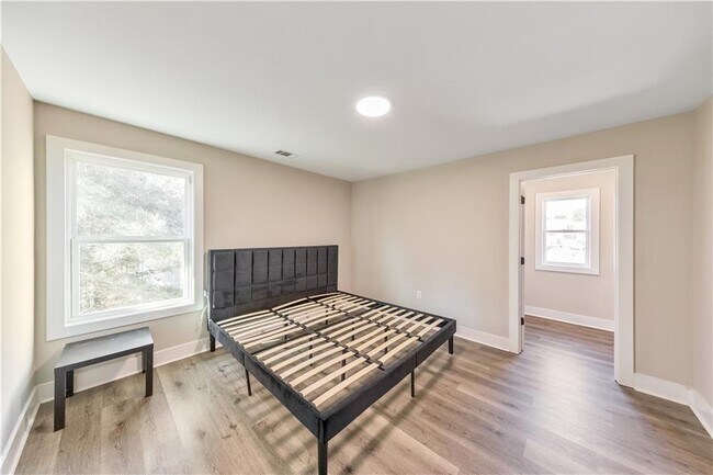 Building Photo - 336 Nobleman Way