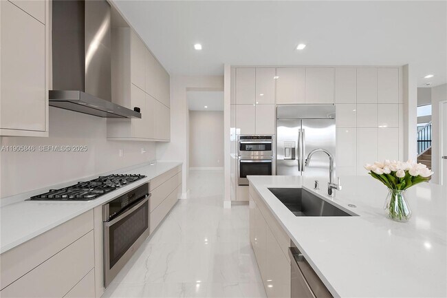 Building Photo - 20422 Southernwood Ave